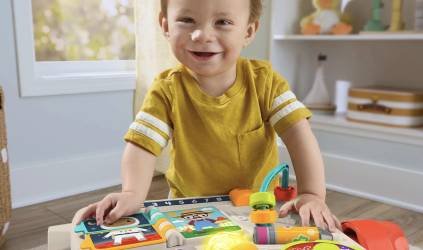 Hrací stoleček a stojan 4v1 Fisher-Price